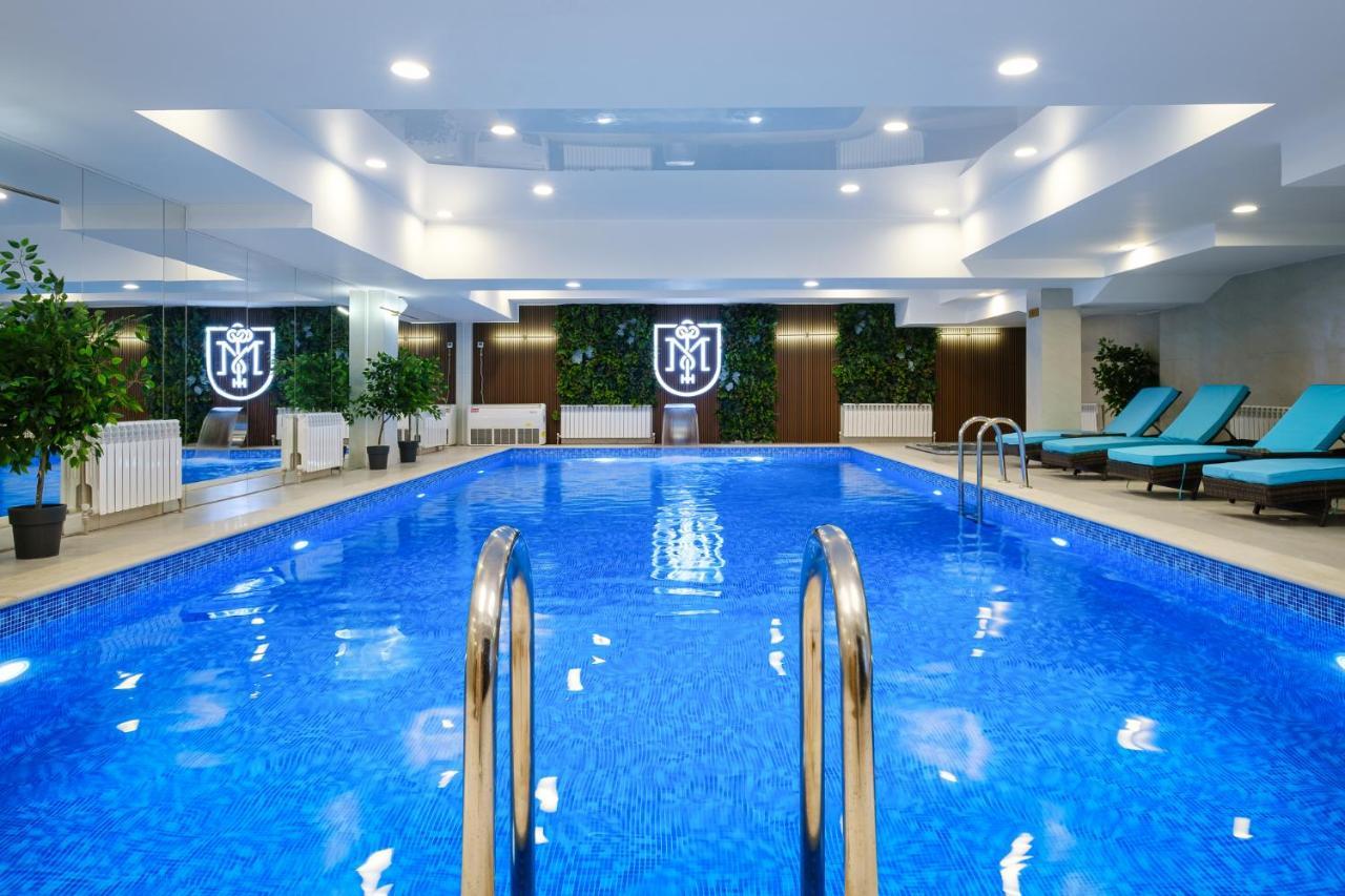 אלמטי Grand Mildom Hotel מראה חיצוני תמונה